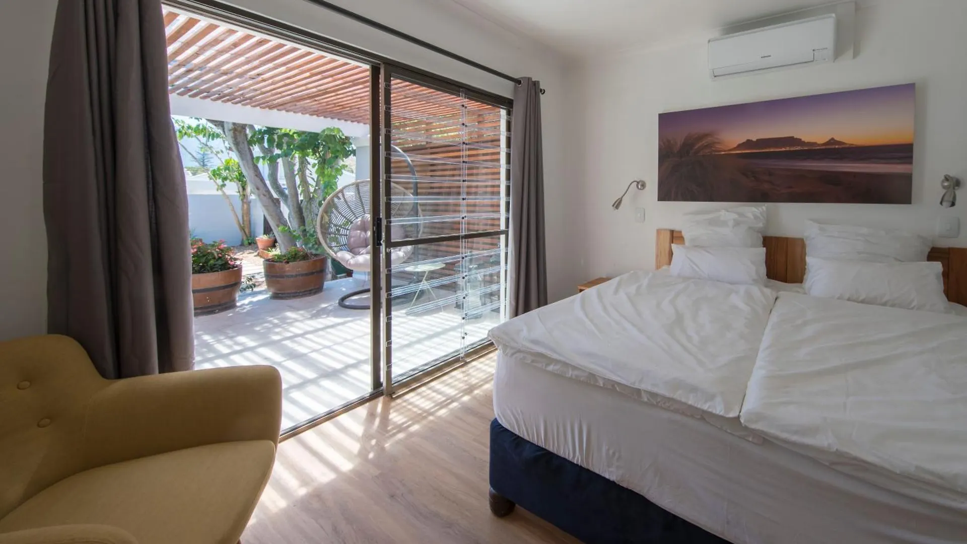 Constantiaberg Holiday Rentals Plumstead Südafrika