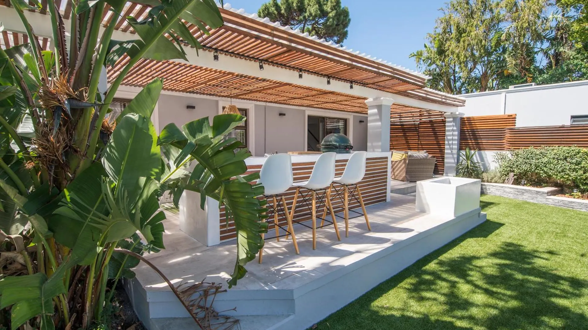 Constantiaberg Holiday Rentals Plumstead